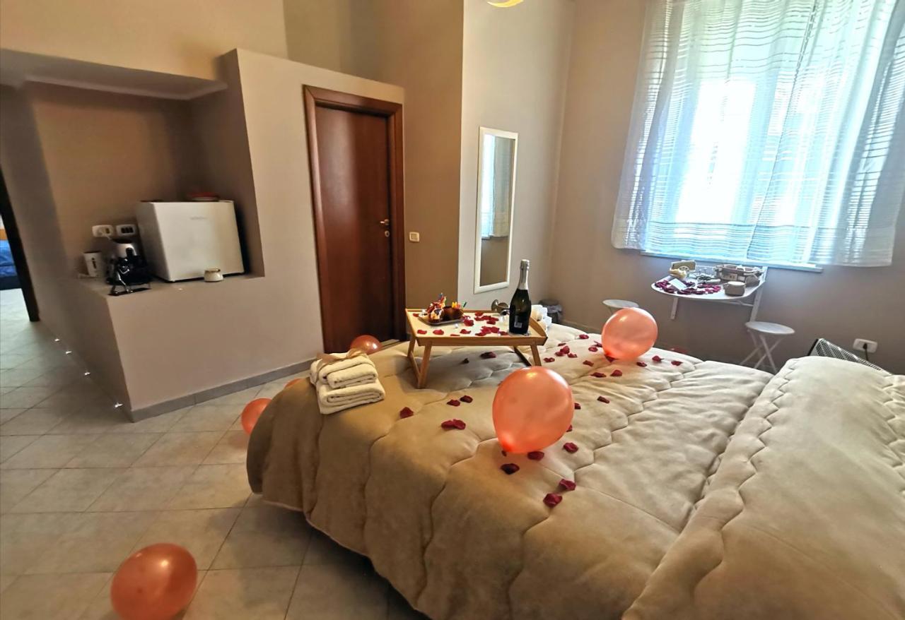 Dale Rooms Napoli Bagian luar foto